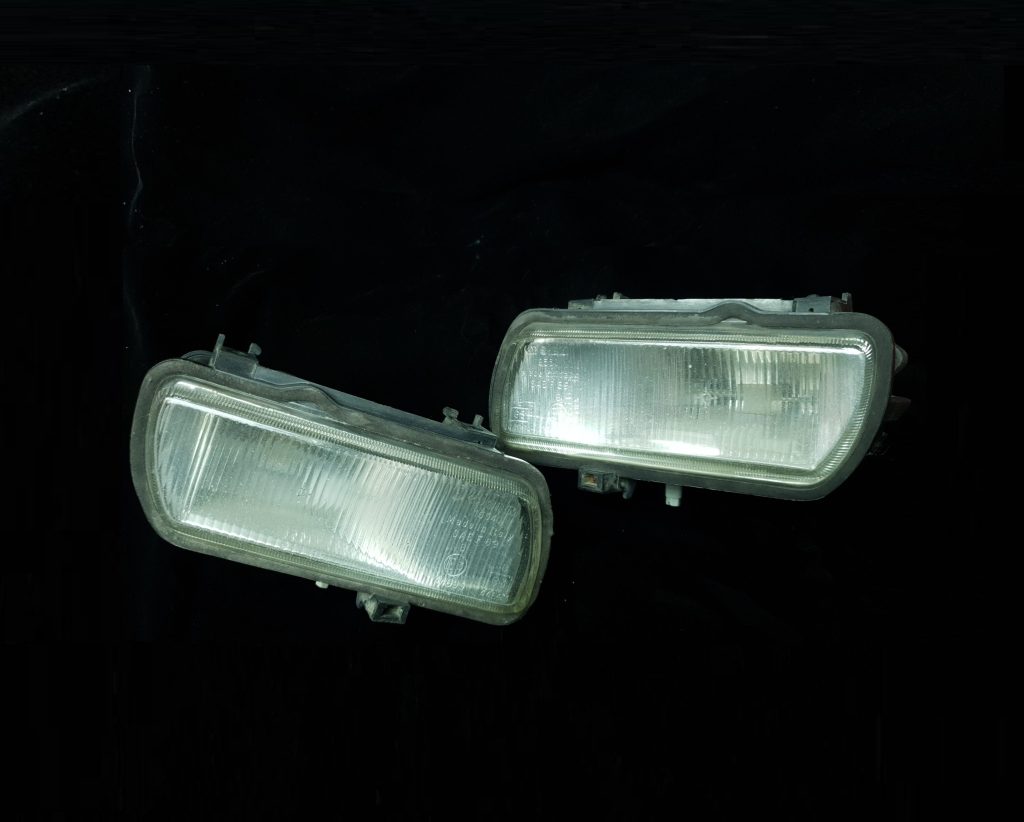 Feux de brouillard blanche Peugeot 605