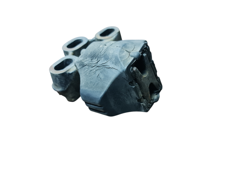 Support supérieur DK5ATE Peugeot 605